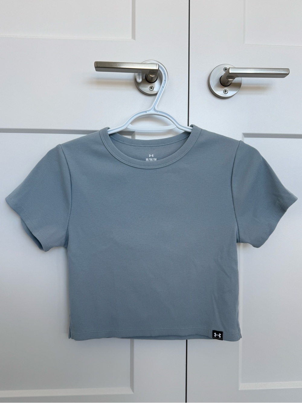 Under Armour Light Blue Cropped Tee
